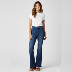 NWT! KANCAN High Rise Flare Jeans, Size 9/28